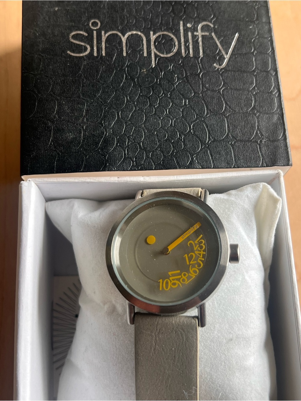 Simplify 2 Watch Bundle - Picture 4 of 6